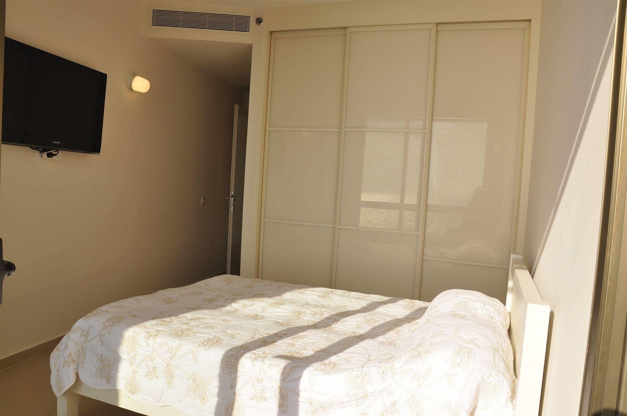 Hotel Blue Weiss Netanya Eksteriør bilde